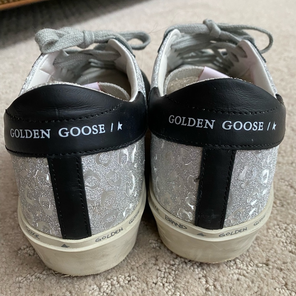 Golden Goose tennis shoes in like new condition! Size 39 - black,silver and gray
